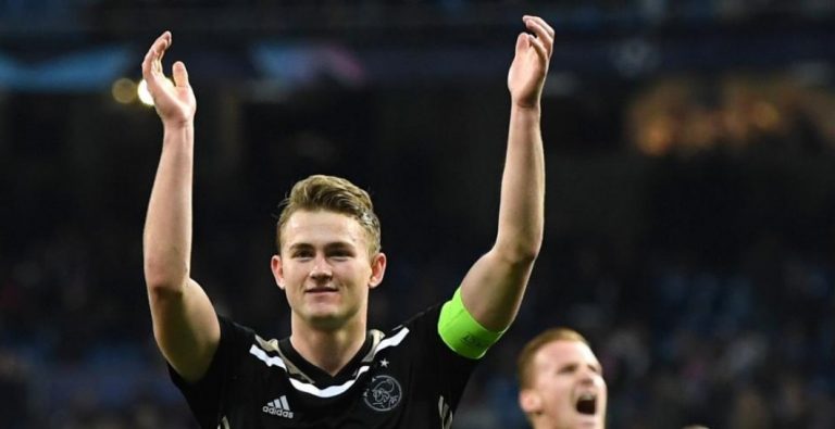 De Ligt sigue sin dar pistas sobre su futuro: ¿Podría vestir de blanco?