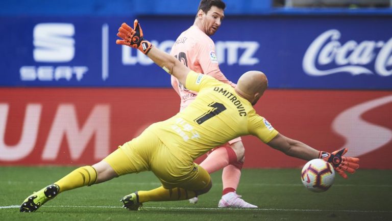 Doblete de Messi en dos minutos y se aleja de Mbappé en la Bota de Oro