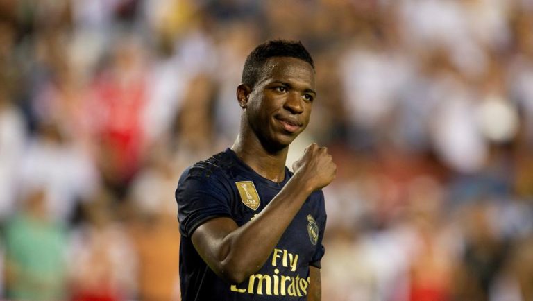 Zidane apuesta por Vinicius y Jovic y deja en el banquillo a Benzema