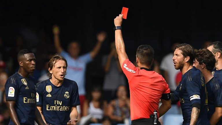 La expulsión de Modric, castigada con dos partidos de suspensión