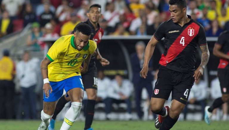 Brasil cae ante Perú (0-1) sin Arthur ni Neymar en el once