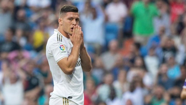Luka Jovic cae lesionado con Serbia