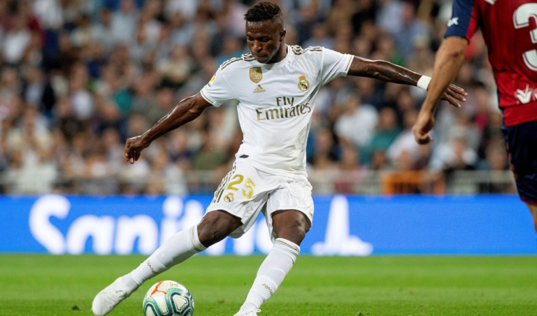 Leyenda del Barcelona se rinde ante Vinicius Jr: “Estará entre los mejores del mundo” [VIDEO]