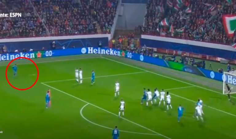 Tiro libre de Ronaldo y error garrafal del arquero para el gol de la Juventus ante Lokomotiv [VIDEO]