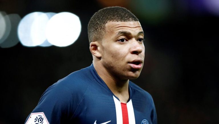 Mbappé: “Messi es favorito en el Balón de Oro”