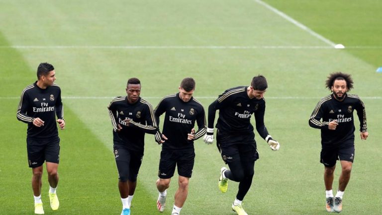 Vinicius vuelve a una lista de la que se caen de nuevo Bale y James