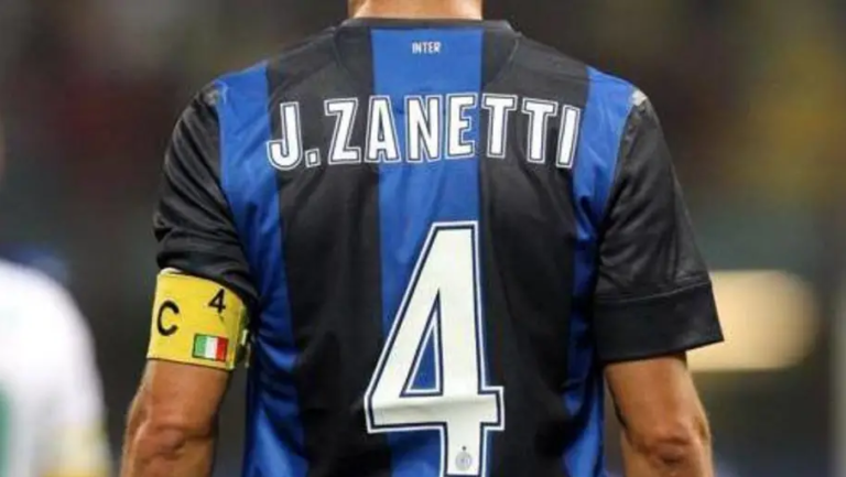 Diez futbolistas cuyos números de camiseta fueron retirados