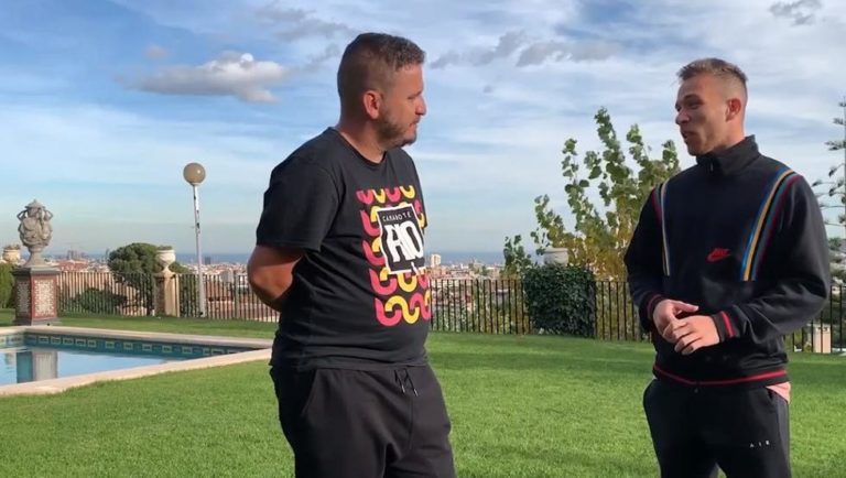 Arthur: “Messi me ayudó desde que llegué”