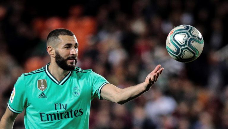 Benzema, en el 95’, evita la derrota del Madrid en Mestalla
