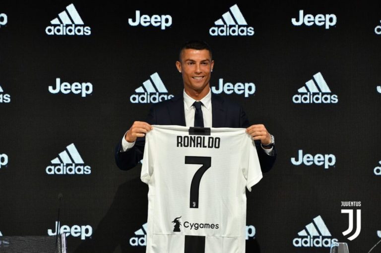 Cristiano Ronaldo acepta una rebaja de sueldo de 3,8 millones por el coronavirus