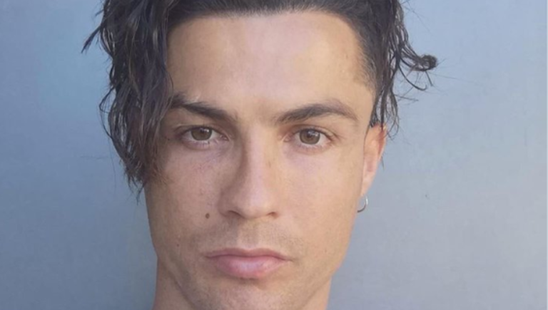 ¡Cristiano Ronaldo ‘revienta’ las redes con su nuevo y sorprendente ‘look’!