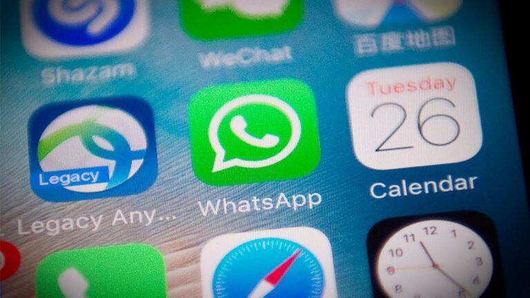WhatsApp, Facebook e Instagram están caídos y no funcionan: problemas para enviar y recibir mensajes