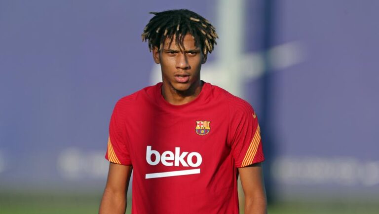 Oficial: Todibo, cedido al Benfica dos temporadas
