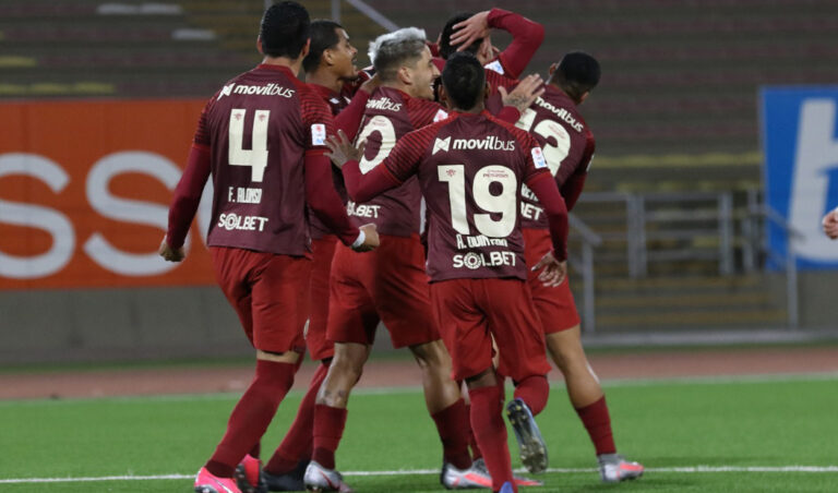 Universitario venció 3-1 a UTC y es el virtual campeón del Torneo Apertura