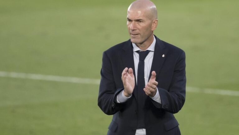 Zidane sigue sin perder en el Camp Nou
