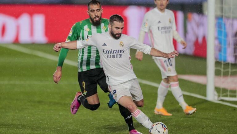 El Real Madrid empata ante el Betis y da un paso atrás en la lucha por la Liga