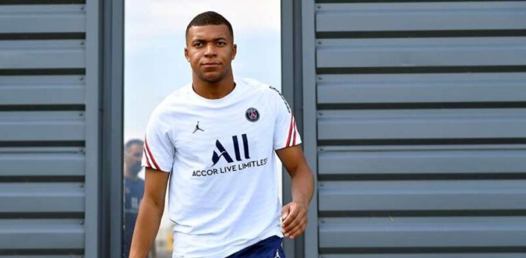 El PSG pide 200 millones de euros por Mbappé