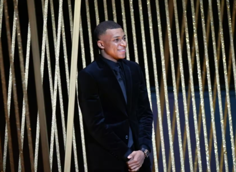 Mbappé, al estilo de Zidane y con un mensaje claro sobre su futuro