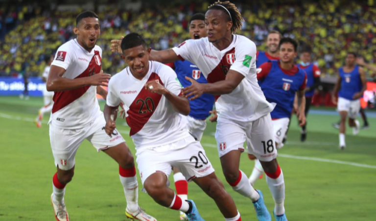 Perú gana en Barranquilla y está a un paso de Qatar 2022