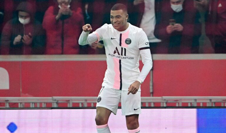 Mbappé, fuerte y claro: “Estoy concentrado en ganar al Madrid y después veremos qué pasa”