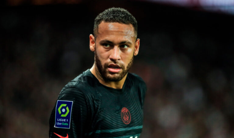 Neymar es duda en PSG para enfrentar a Real Madrid por Champions League