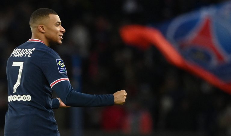 Kylian Mbappé estaría muy cerca de renovar con el Paris Saint-Germain, según Le Parisien