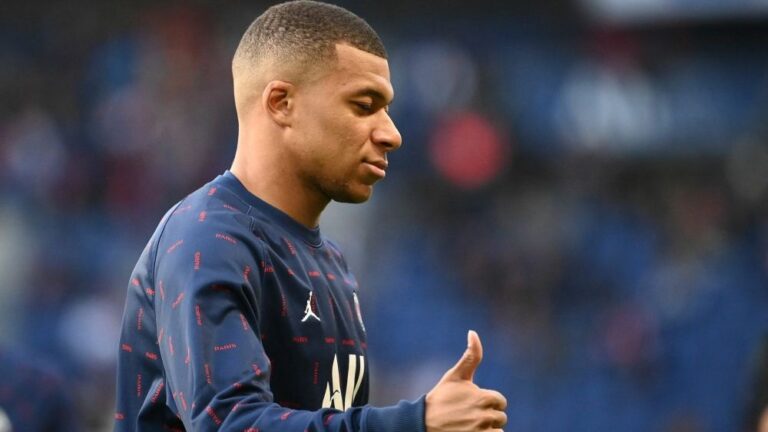Bombazo en Francia: anuncian que Mbappé no jugará nunca más con el PSG