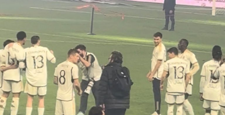 Kroos no se quiso poner la camiseta de campeones: en Arabia denuncian la razón