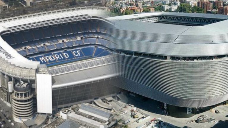 La brutal 'rajada' que se escuchó en la radio: "El Bernabéu parece una f..."