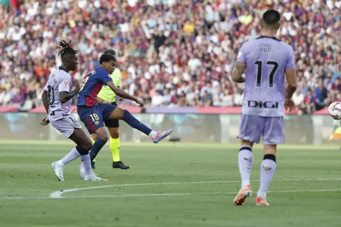 Lamine Yamal, en el momento de su gol ante el Athletic.