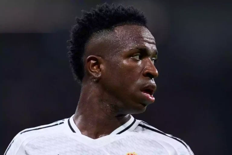 Vinicius serious in match