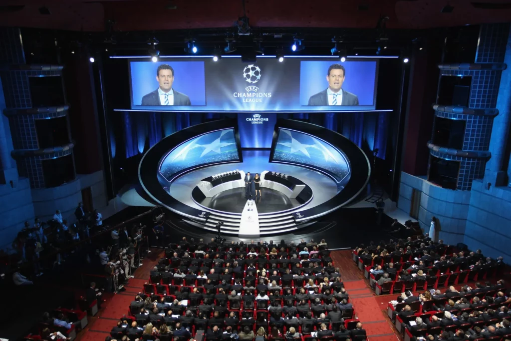 - Qedine El Foro Grimaldi de Mónaco, durante el sorteo de la Champions League.