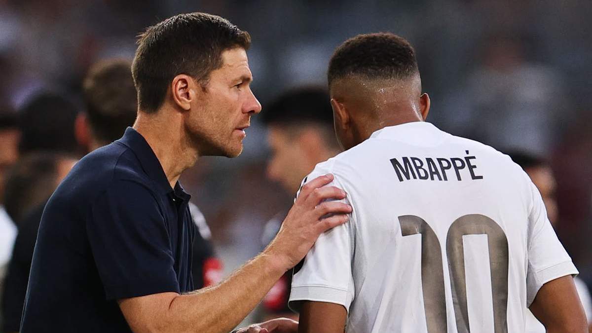 Xabi Alonso y Kylian Mbappé