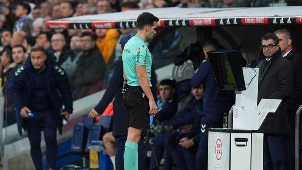 VAR
