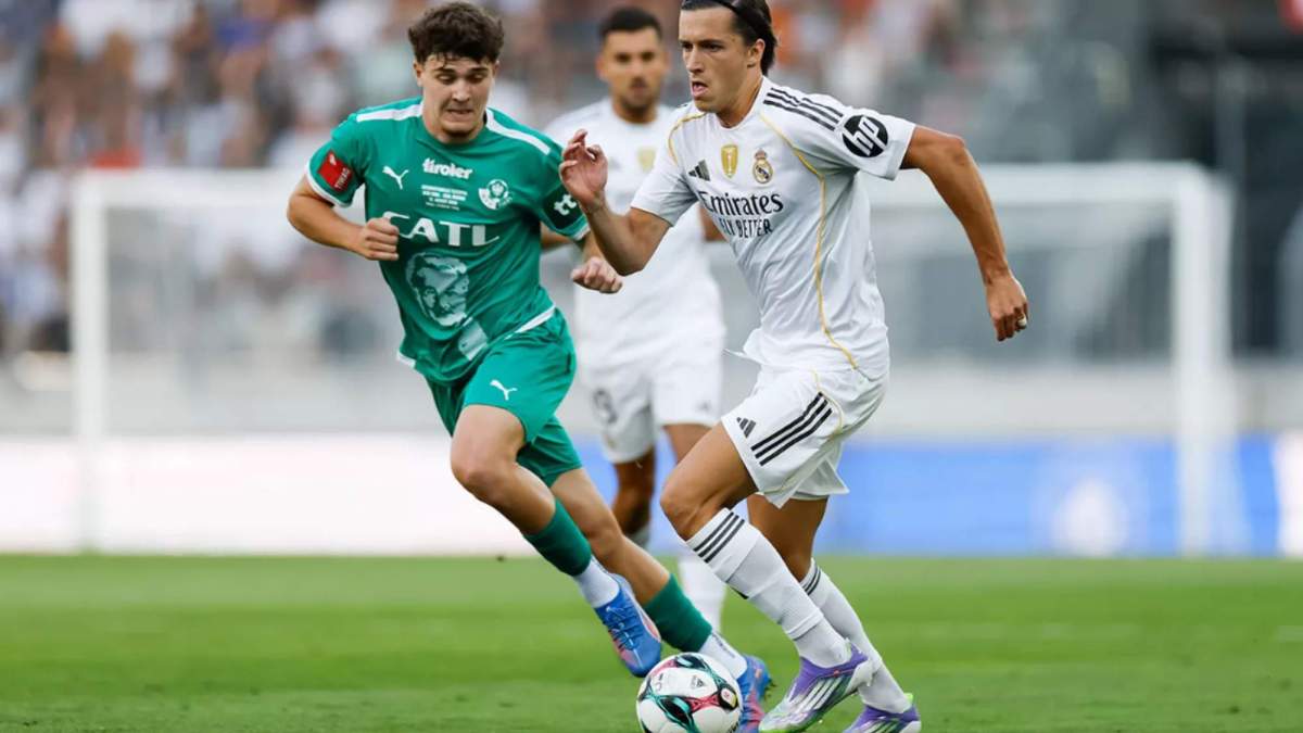 Álvaro Carreras durante el partido ante el WSG Tirol