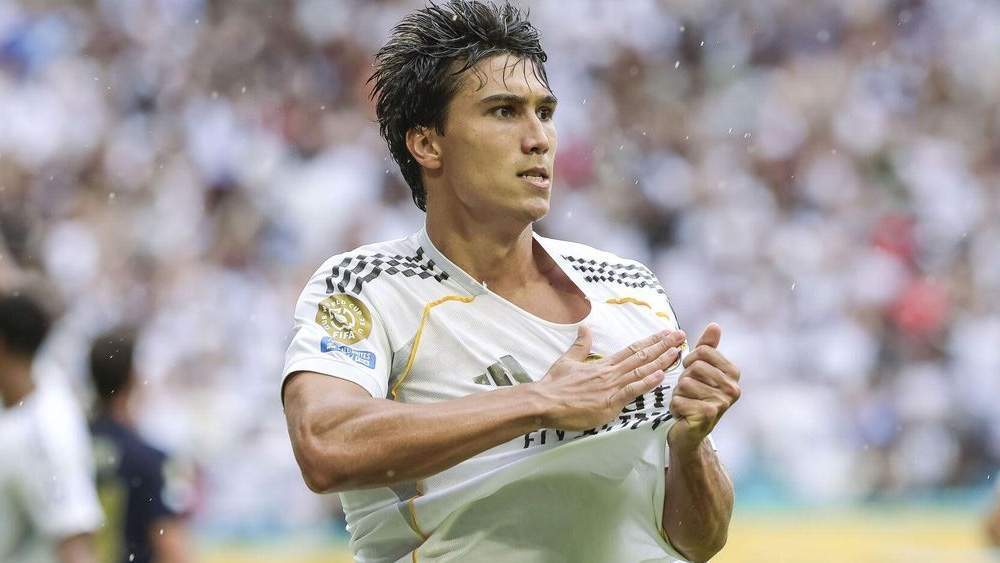 Gonzalo jugando con el Real Madrid