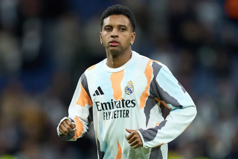 Rodrygo se quedó por detrás de Mastantuono, Brahim y Gonzalo en la rotación ante Osasuna.