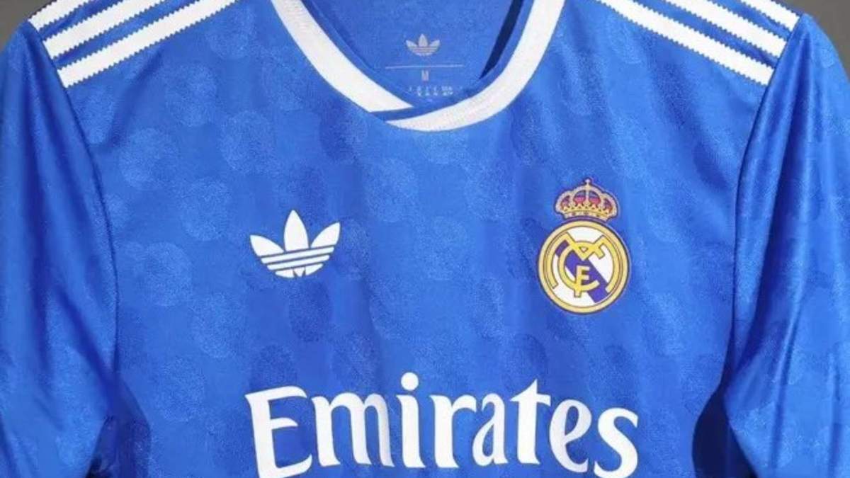 Tercera equipación del Real Madrid (1) Tercera equipación del Real Madrid (1)