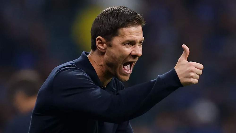 Xabi Alonso en Oviedo