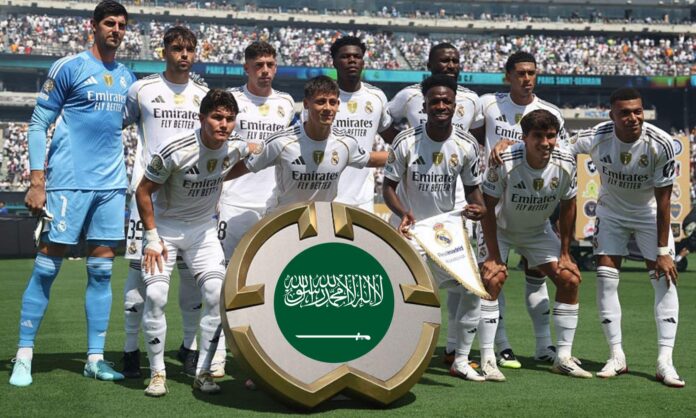 La bandera de Arabia Saudí y un once del Real Madrid en el Mundial de Clubes.