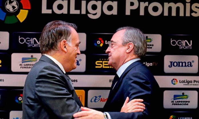 Javier Tebas y Florentino Pérez, durante una Asamblea de la Liga.