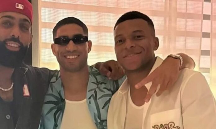 Kylian Mbappé y Achraf Hakimi coincidieron este verano de vacaciones en Puerto Rico.
