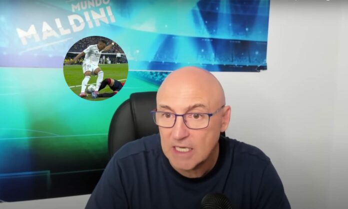Maldini y una foto del penalti de Juan Cruz a Kylian Mbappé en el Real Madrid - Osasuna.