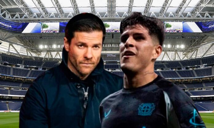 Xabi Alonso e Hincapié