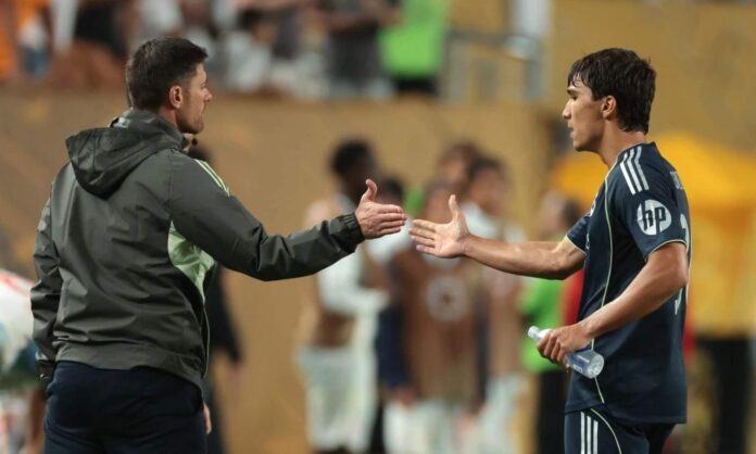 Mejor que Gonzalo, Xabi Alonso descubre a la joya del Real Madrid y tendrá muchos minutos

