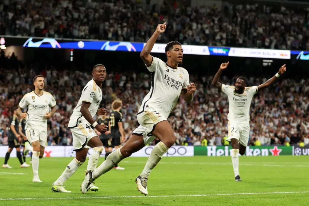 Bellingham celebra su gol al Union Berlin en el debut en la Champions League 2023-24