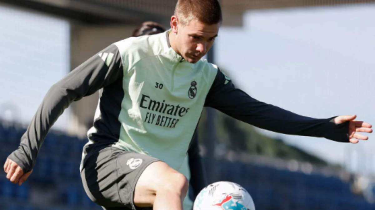 Franco Mastantuono entrenando esta mañana en Valdebebas