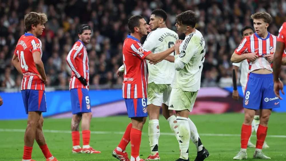Una foto de un derbi de esta temporada en el Santiago Bernabéu. 