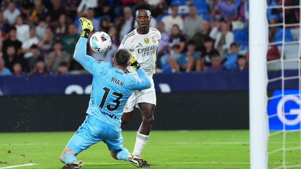 vinicius junior partido levante