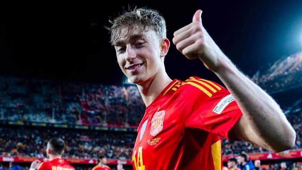 Huijsen con la selección española Huijsen con la selección española